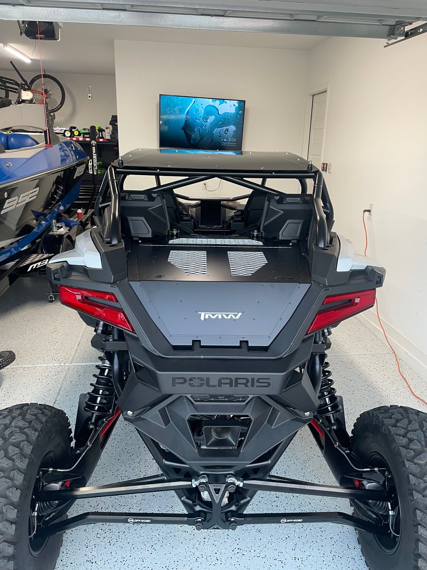 TMW PRO R Trunk