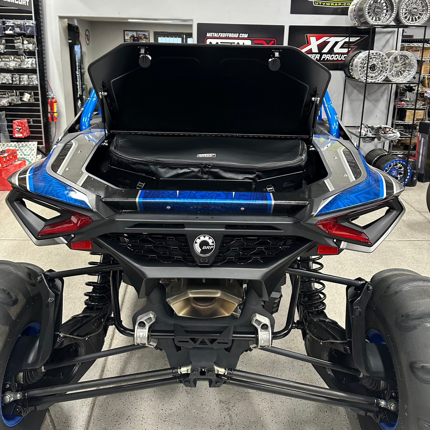 TMW X3/ Maverick R - Cooler/ Cargo Rack